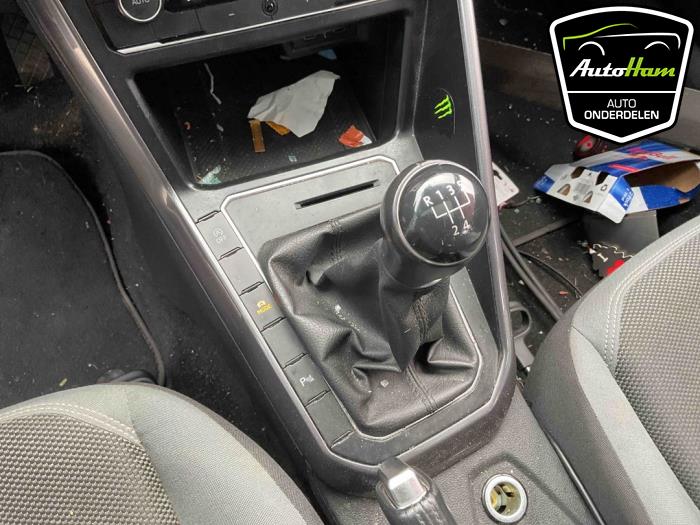 Volkswagen Polo VI 1.0 TSI 12V Samochód złomowany (2021, Szary)