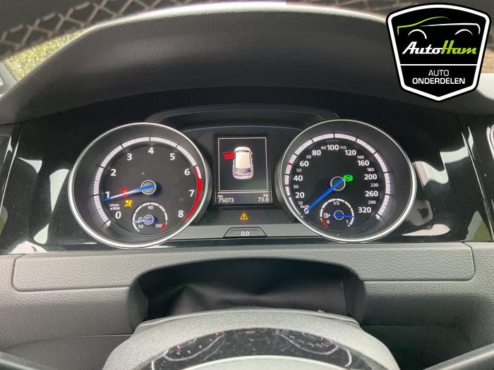 Volkswagen Golf VII 2.0 R 4Motion 16V Épave (2016, Noir)