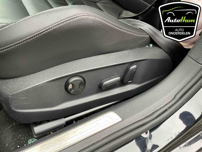 Volkswagen Golf VII 2.0 R 4Motion 16V Épave (2016, Noir)