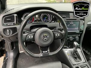 Volkswagen Golf VII 2.0 R 4Motion 16V Épave (2016, Noir)