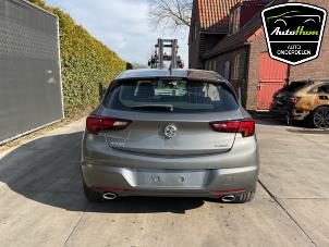 Opel Astra K 1.6 SIDI Eco Turbo 16V Samochód złomowany (2019, Ciemny, Szary)