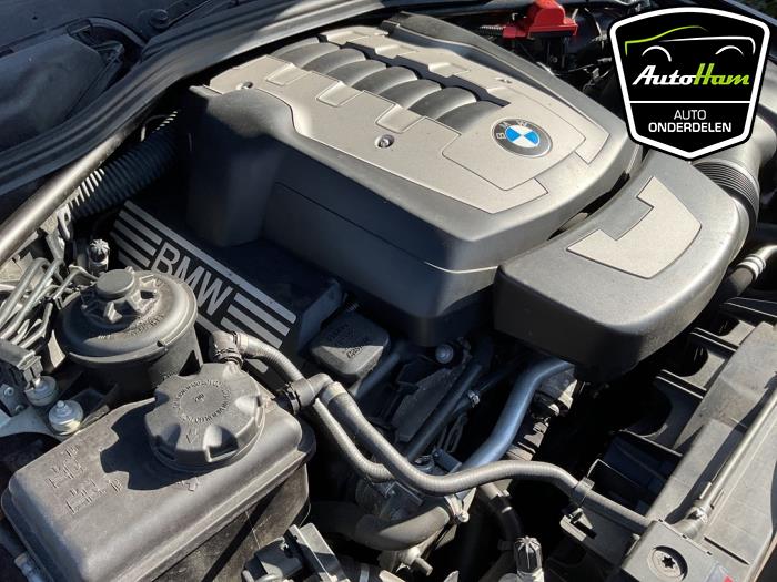 BMW 6 serie 650 i 4.8 V8 32V Vehículo de desguace (2007, Negro)