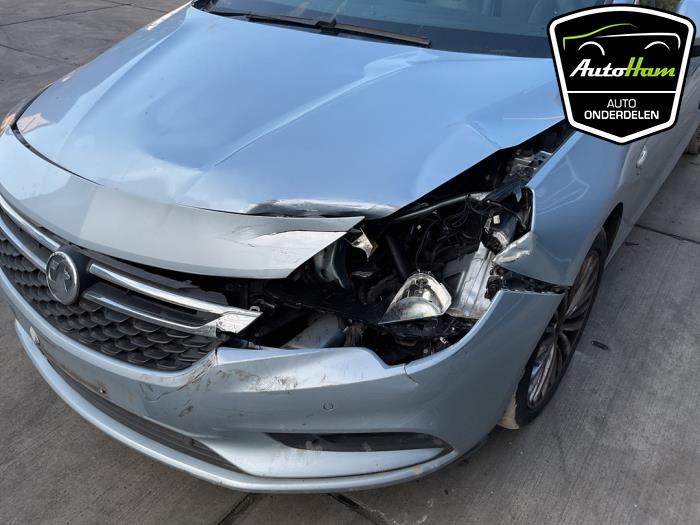 Opel Astra K Sports Tourer 1.6 CDTI 136 16V Épave (2016, Léger, Bleu, Beige)