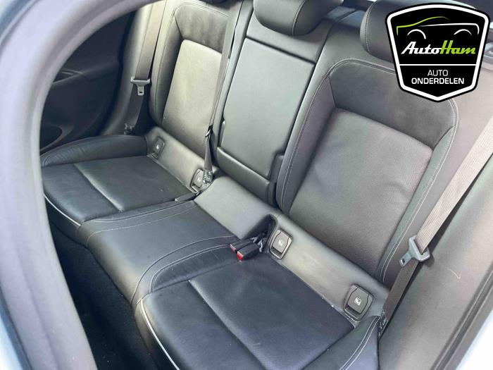 Opel Astra K Sports Tourer 1.6 CDTI 136 16V Épave (2016, Léger, Bleu, Beige)