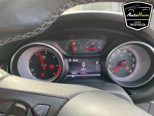 Opel Astra K Sports Tourer 1.6 CDTI 136 16V Épave (2016, Léger, Bleu, Beige)