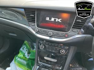 Opel Astra K Sports Tourer 1.6 CDTI 136 16V Épave (2016, Léger, Bleu, Beige)