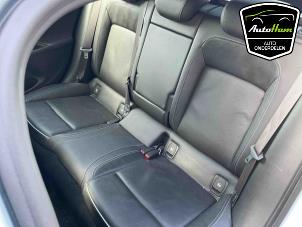 Opel Astra K Sports Tourer 1.6 CDTI 136 16V Épave (2016, Léger, Bleu, Beige)