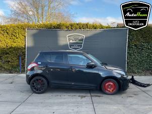 Suzuki Swift 1.2 16V Épave (2011, Noir)