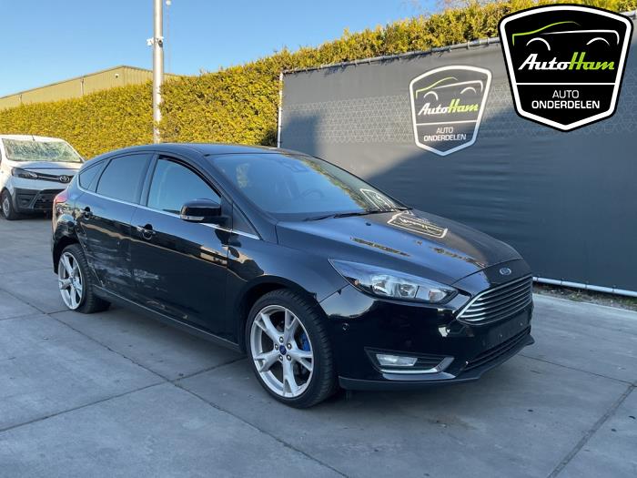 Ford Focus 3 1.5 EcoBoost 16V 150 Épave (2014, Noir)