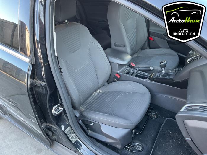 Ford Focus 3 1.5 EcoBoost 16V 150 Épave (2014, Noir)