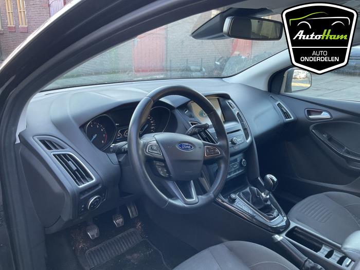 Ford Focus 3 1.5 EcoBoost 16V 150 Épave (2014, Noir)