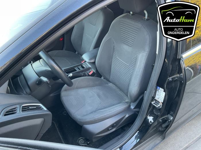 Ford Focus 3 1.5 EcoBoost 16V 150 Épave (2014, Noir)