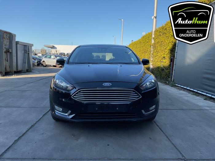 Ford Focus 3 1.5 EcoBoost 16V 150 Épave (2014, Noir)
