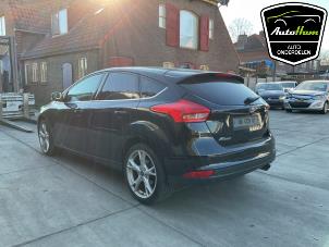 Ford Focus 3 1.5 EcoBoost 16V 150 Épave (2014, Noir)
