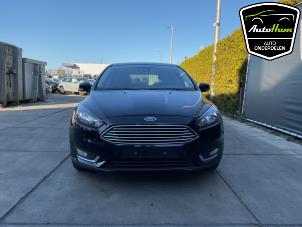 Ford Focus 3 1.5 EcoBoost 16V 150 Épave (2014, Noir)