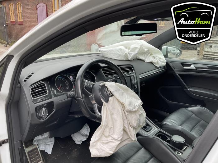 Volkswagen Golf VII 1.4 GTE 16V Samochód złomowany (2015, Bialy)