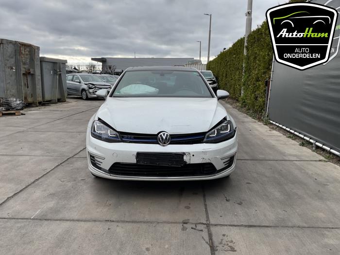 Volkswagen Golf VII 1.4 GTE 16V Samochód złomowany (2015, Bialy)