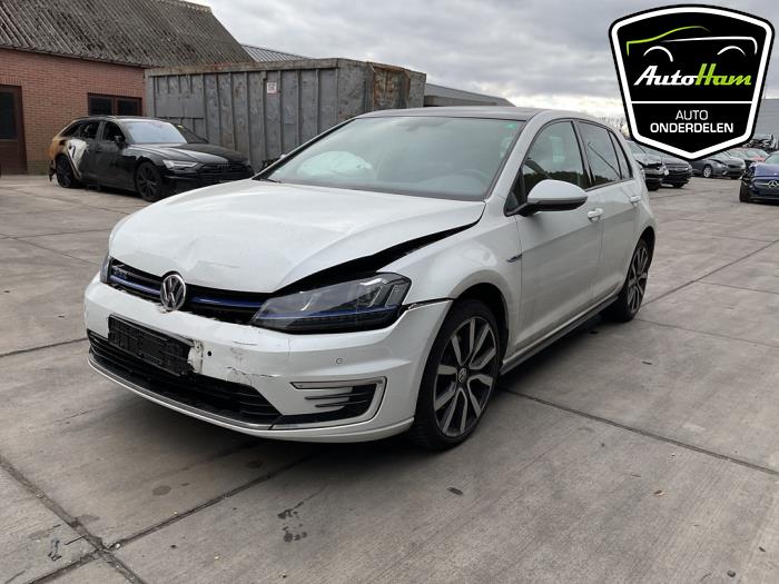 Volkswagen Golf VII 1.4 GTE 16V Samochód złomowany (2015, Bialy)