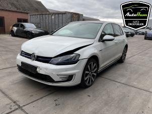 Volkswagen Golf VII 1.4 GTE 16V Samochód złomowany (2015, Bialy)