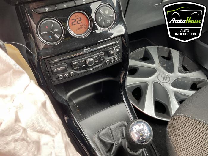 Citroen C3 1.6 HDi 92 Épave (2012, Gris)