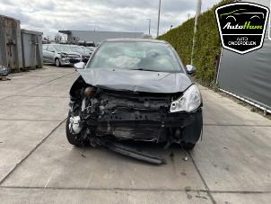 Citroen C3 1.6 HDi 92 Épave (2012, Gris)