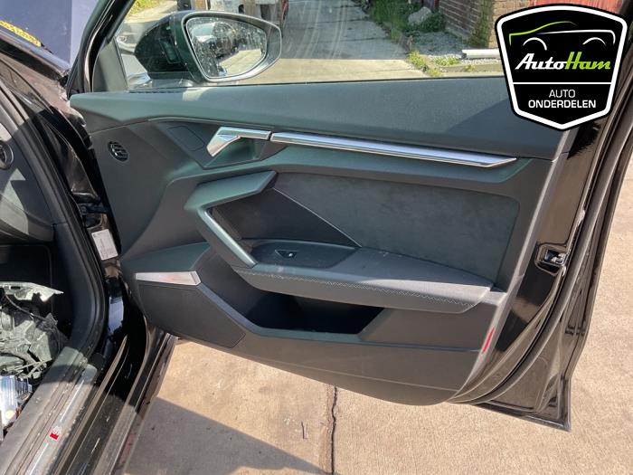 Audi A3 Sportback 1.5 35 TFSI 16V Mild Hybrid Épave (2020, Noir)