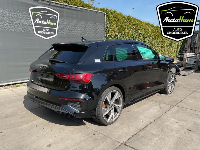 Audi A3 Sportback 1.5 35 TFSI 16V Mild Hybrid Épave (2020, Noir)