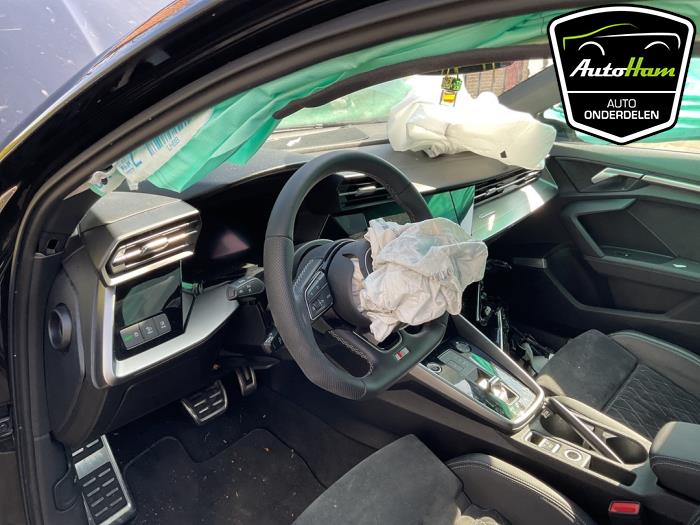 Audi A3 Sportback 1.5 35 TFSI 16V Mild Hybrid Épave (2020, Noir)