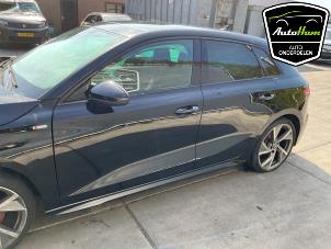 Audi A3 Sportback 1.5 35 TFSI 16V Mild Hybrid Épave (2020, Noir)