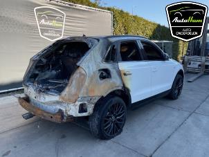 Audi Q3 2.0 16V TFSI Quattro Épave (2017, Blanc)