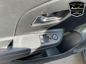 Opel Corsa F 1.2 Turbo 12V 100 Épave (2021, Noir)