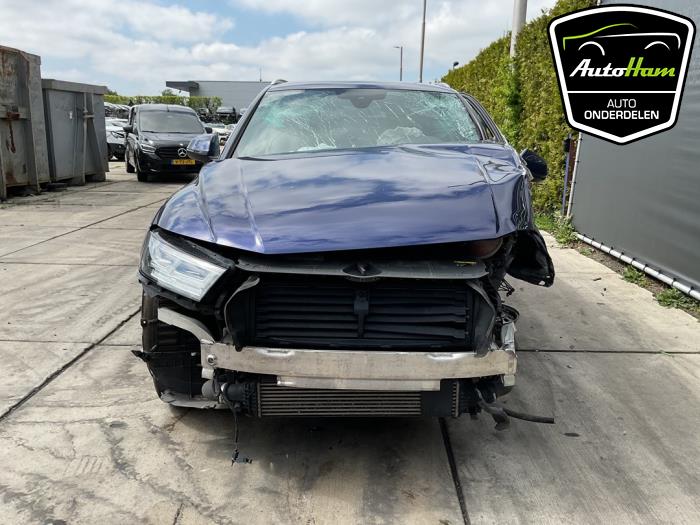 Audi Q5 2.0 TFSI 16V Quattro Samochód złomowany (2019, Niebieski)
