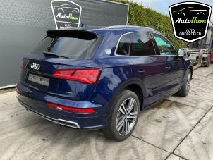 Audi Q5 2.0 TFSI 16V Quattro Samochód złomowany (2019, Niebieski)
