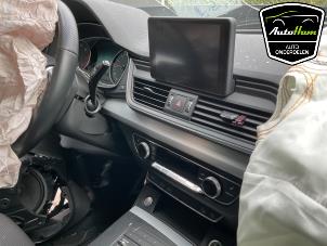 Audi Q5 2.0 TFSI 16V Quattro Samochód złomowany (2019, Niebieski)