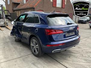 Audi Q5 2.0 TFSI 16V Quattro Samochód złomowany (2019, Niebieski)