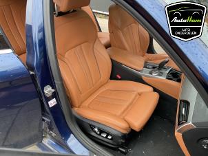 BMW 5 serie Touring 520i 2.0 TwinPower Turbo 16V Épave (2019, Bleu)