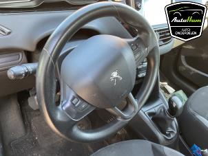 Peugeot 208 I 1.4 16V Épave (2012, Gris)