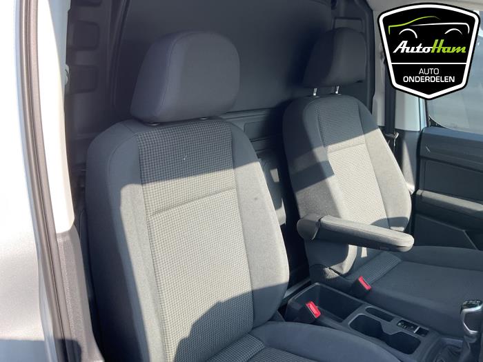 Volkswagen Caddy Cargo V 2.0 TDI BlueMotionTechnology Épave (2024, Gris)