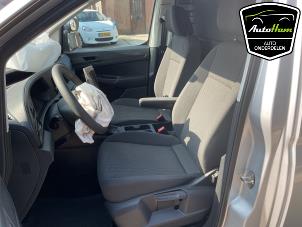Volkswagen Caddy Cargo V 2.0 TDI BlueMotionTechnology Épave (2024, Gris)