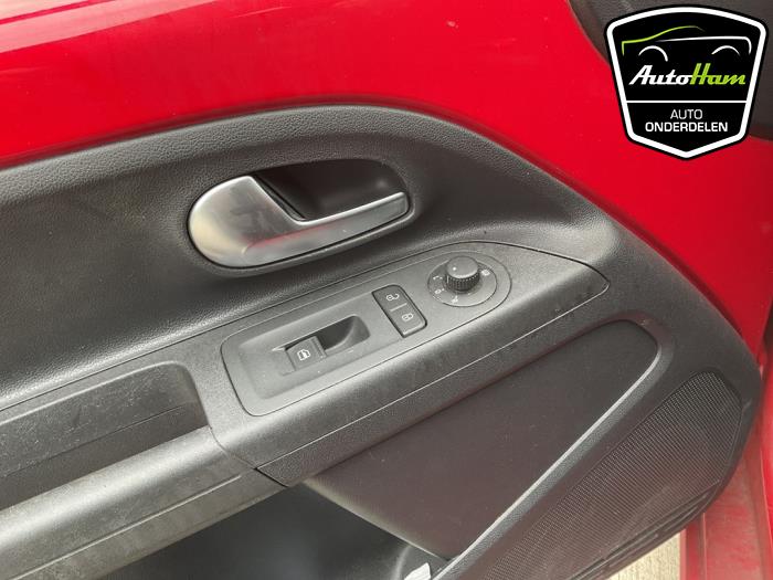 Volkswagen Up! 1.0 12V 75 Vehículo de desguace (2013, Rojo)