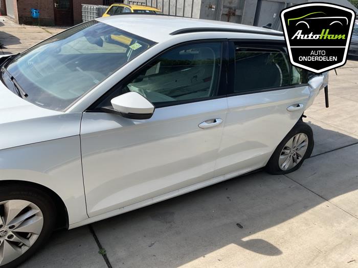 Skoda Octavia Combi 1.5 TSI e-TEC 16V Vehículo de desguace (2024, Blanco)