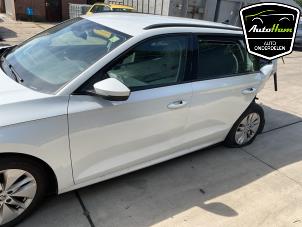 Skoda Octavia Combi 1.5 TSI e-TEC 16V Vehículo de desguace (2024, Blanco)