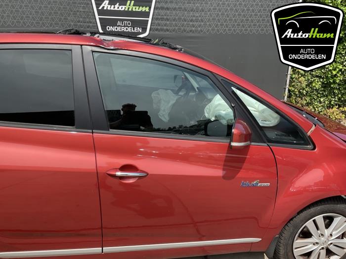 Hyundai iX20 1.4i 16V Épave (2011, Rouge)