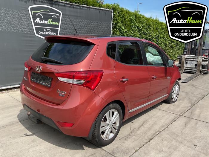 Hyundai iX20 1.4i 16V Épave (2011, Rouge)