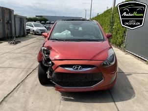 Hyundai iX20 1.4i 16V Épave (2011, Rouge)