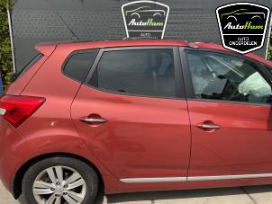Hyundai iX20 1.4i 16V Épave (2011, Rouge)