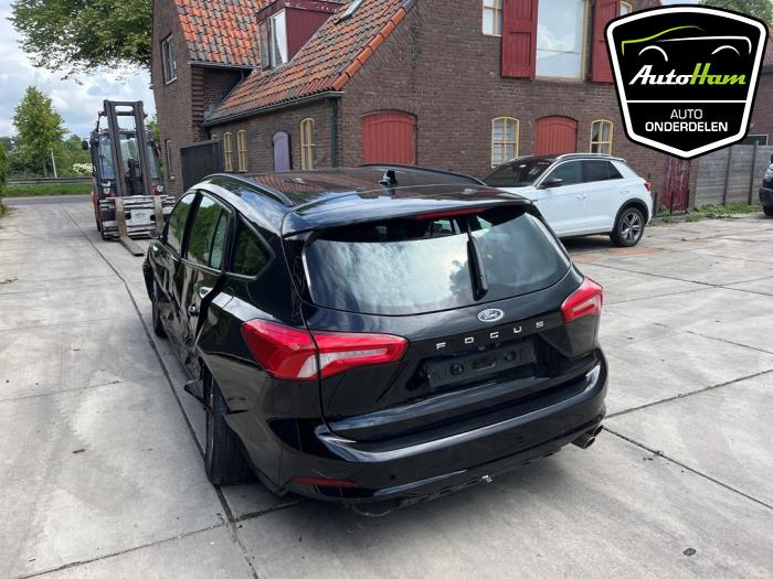 Ford Focus 4 Wagon 1.0 Ti-VCT EcoBoost 12V 125 Épave (2020, Noir)