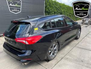 Ford Focus 4 Wagon 1.0 Ti-VCT EcoBoost 12V 125 Épave (2020, Noir)