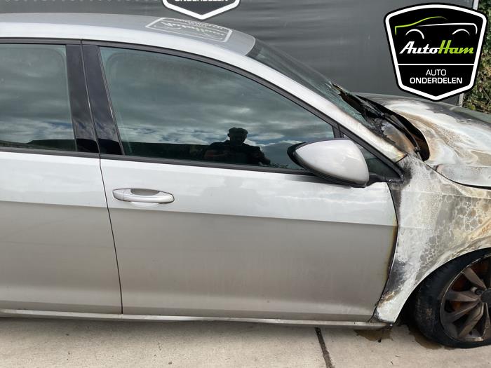 Volkswagen Golf VII 2.0 TDI 150 16V Vehículo de desguace (2017, Gris)
