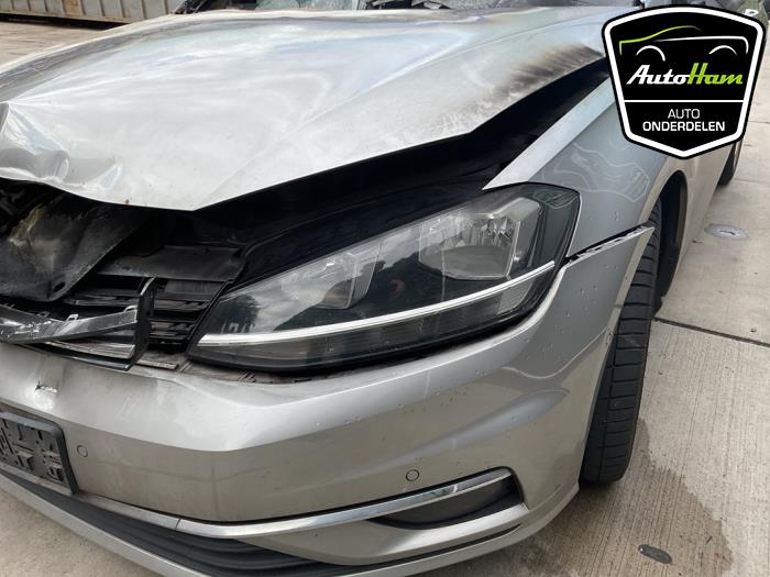 Volkswagen Golf VII 2.0 TDI 150 16V Vehículo de desguace (2017, Gris)